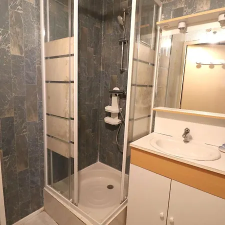 2 Pieces, 4 Couchages, Parking Privatif, A 100m De La Et Des Commerces - Fr-1-307-48 Apartmán *